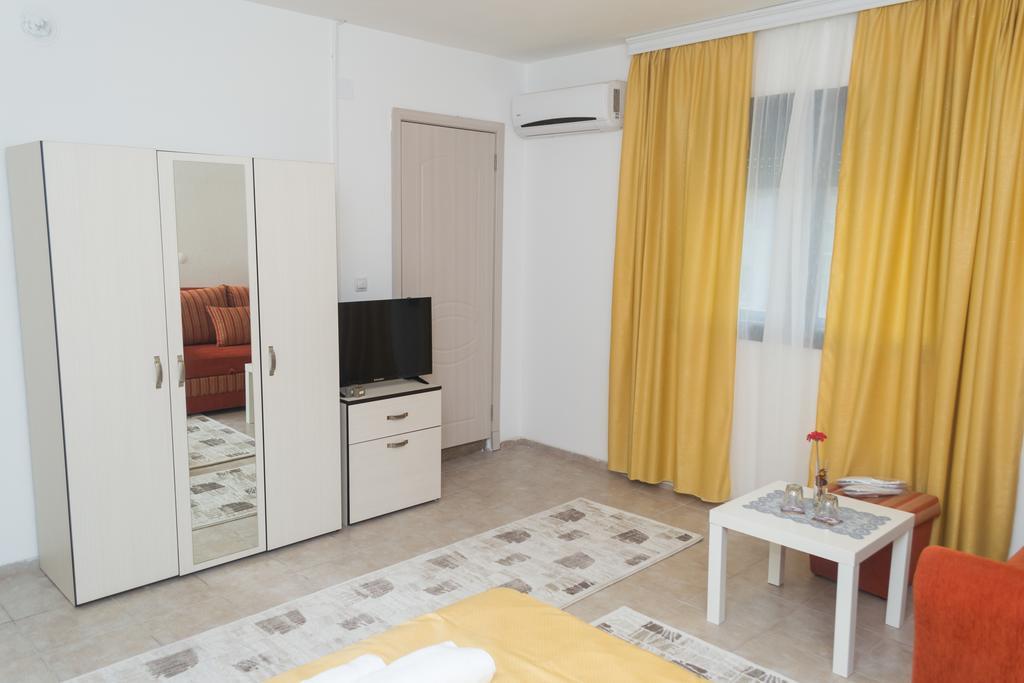 Bed & Breakfast Delikates Stojakovo Zewnętrze zdjęcie